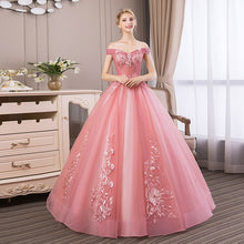 Load image into Gallery viewer, Quinceanera Dresses 2020 New Elegant Boat Neck Luxury Lace Embroidery Vestidos De 15 Anos Party Prom Vintage Quinceanera Gown F
