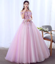 Load image into Gallery viewer, Gryffon Quinceanera Dress Prom Dress Elegant Off The Shoulder Ball Gown Vintage Lace Quinceanera Dresses Party Solo Dresses
